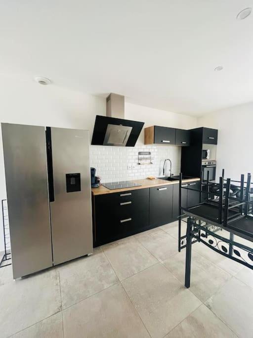 Jolie Maison De Village 2 Chambres Ouveillan المظهر الخارجي الصورة